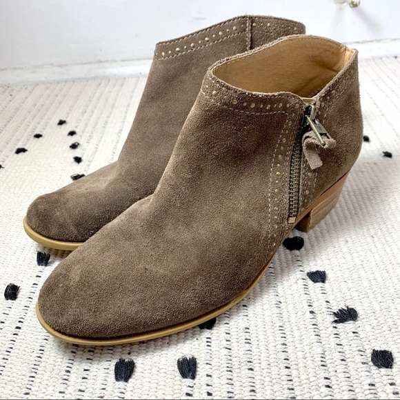 LUCKY BRAND Benna Suede Ankle Booties - Picture 1 of 8